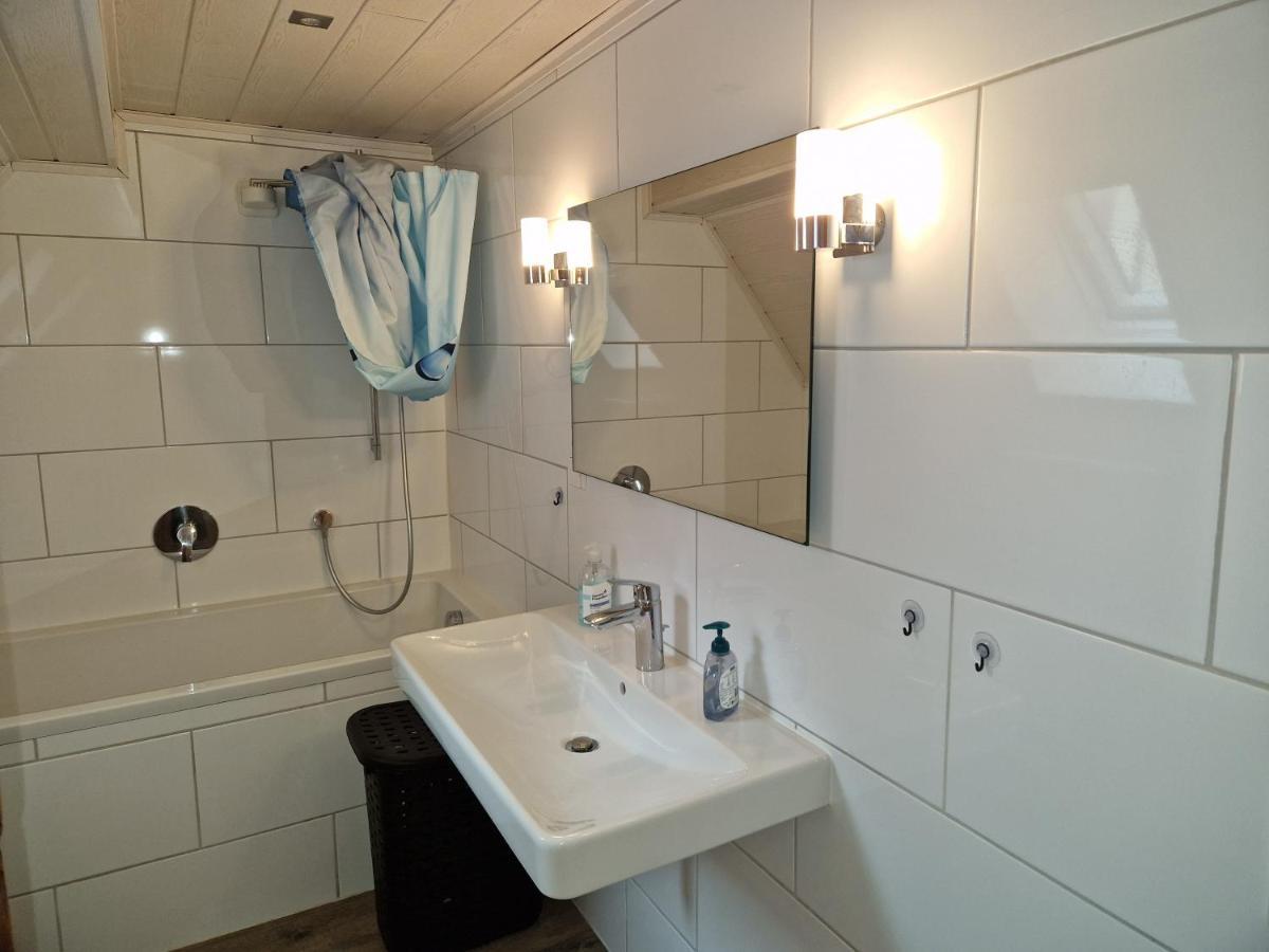 Ferienwohnung Blumenshein Bei Speyer Karlsruhe Familienfreundlich 5 Pers Zeiskam Exterior photo
