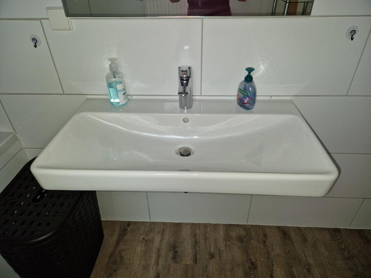 Ferienwohnung Blumenshein Bei Speyer Karlsruhe Familienfreundlich 5 Pers Zeiskam Exterior photo
