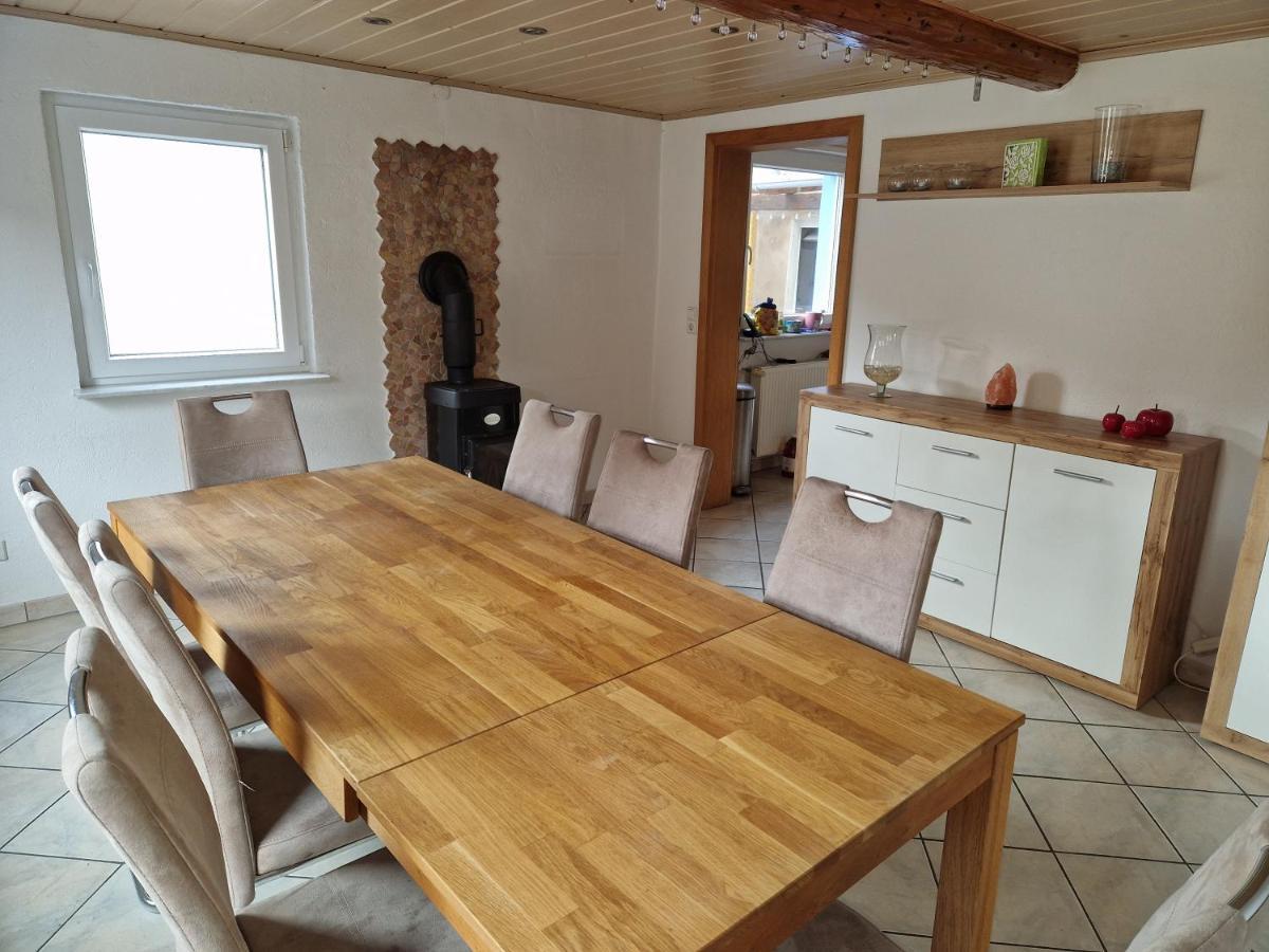 Ferienwohnung Blumenshein Bei Speyer Karlsruhe Familienfreundlich 5 Pers Zeiskam Exterior photo